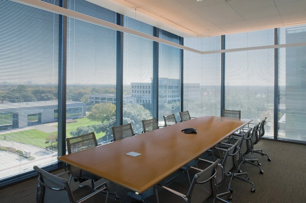 Aluminum Blinds image 1